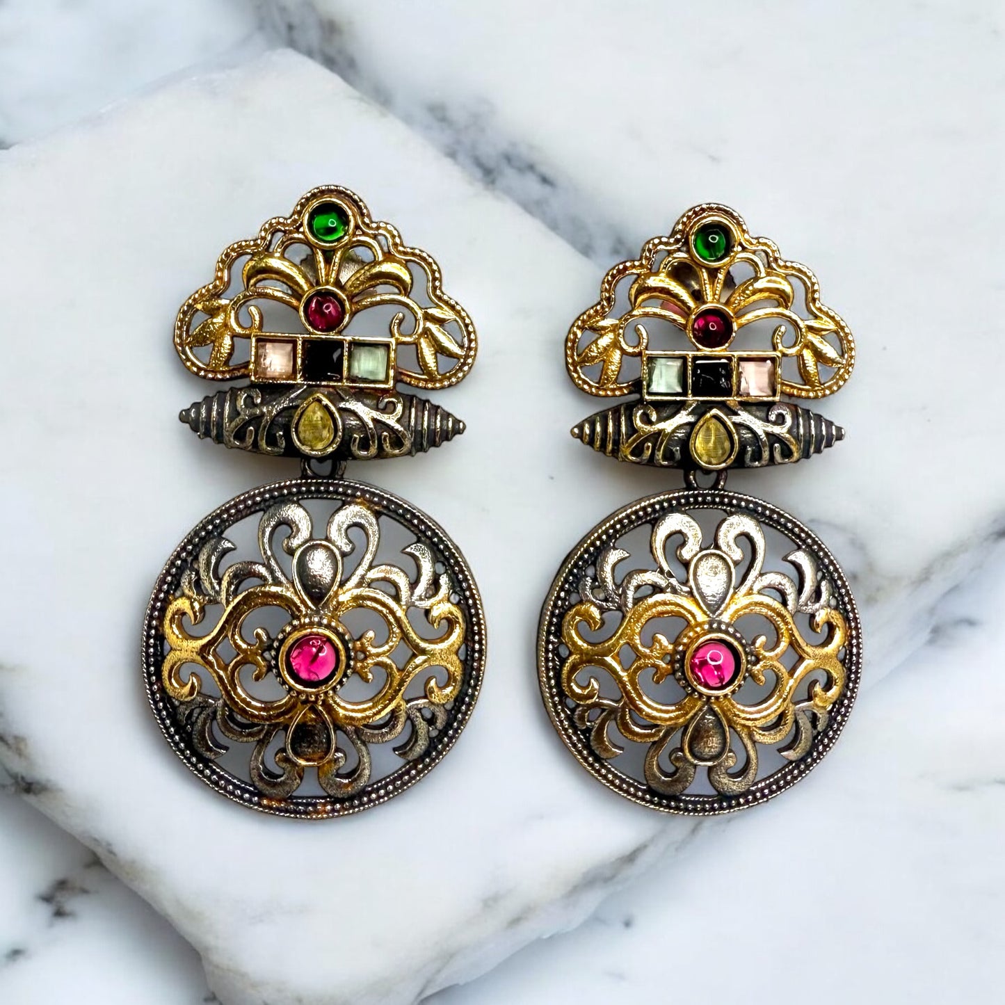 Samaira Dangler Earring
