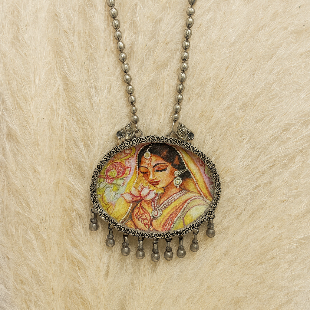 Chitra necklace