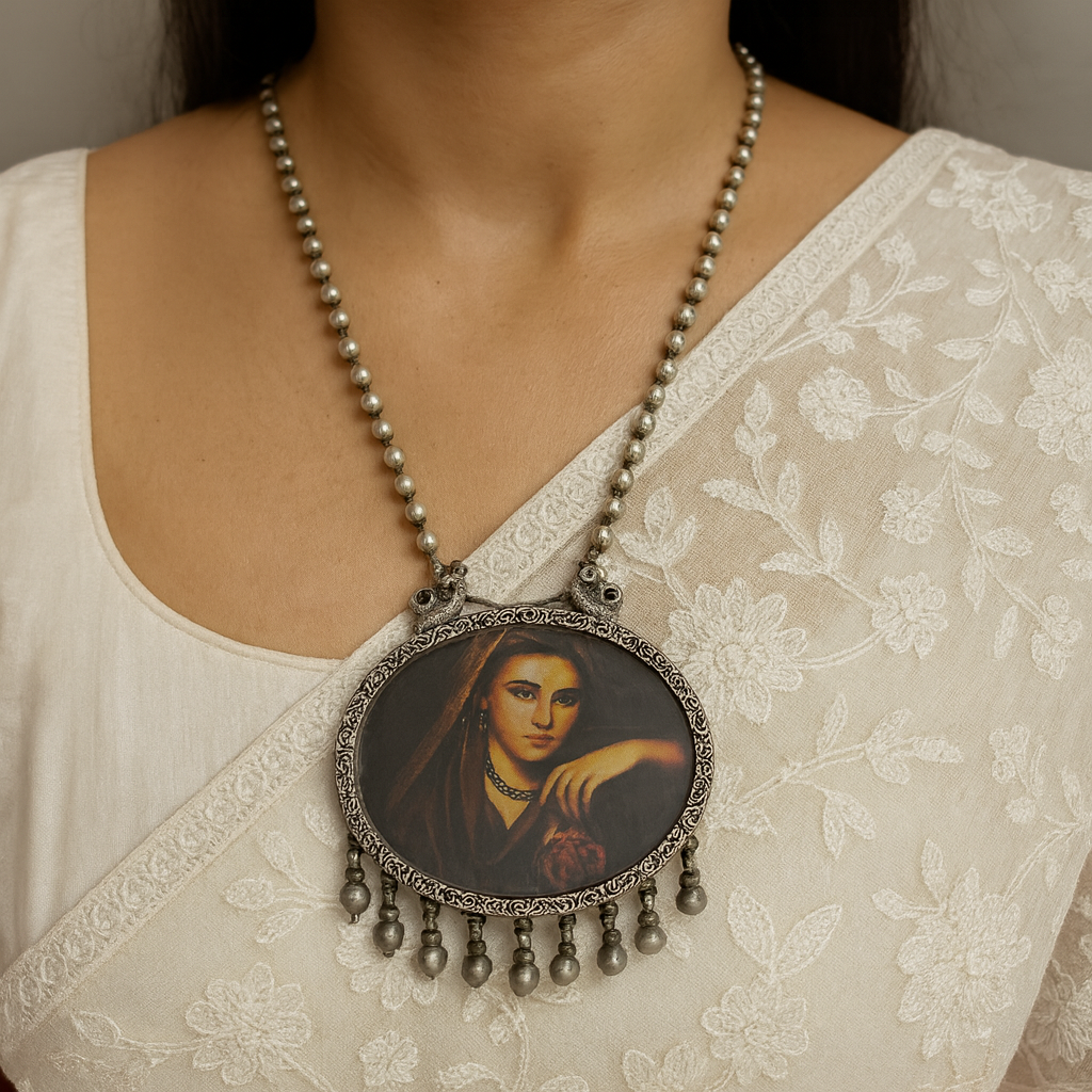 Chitra necklace