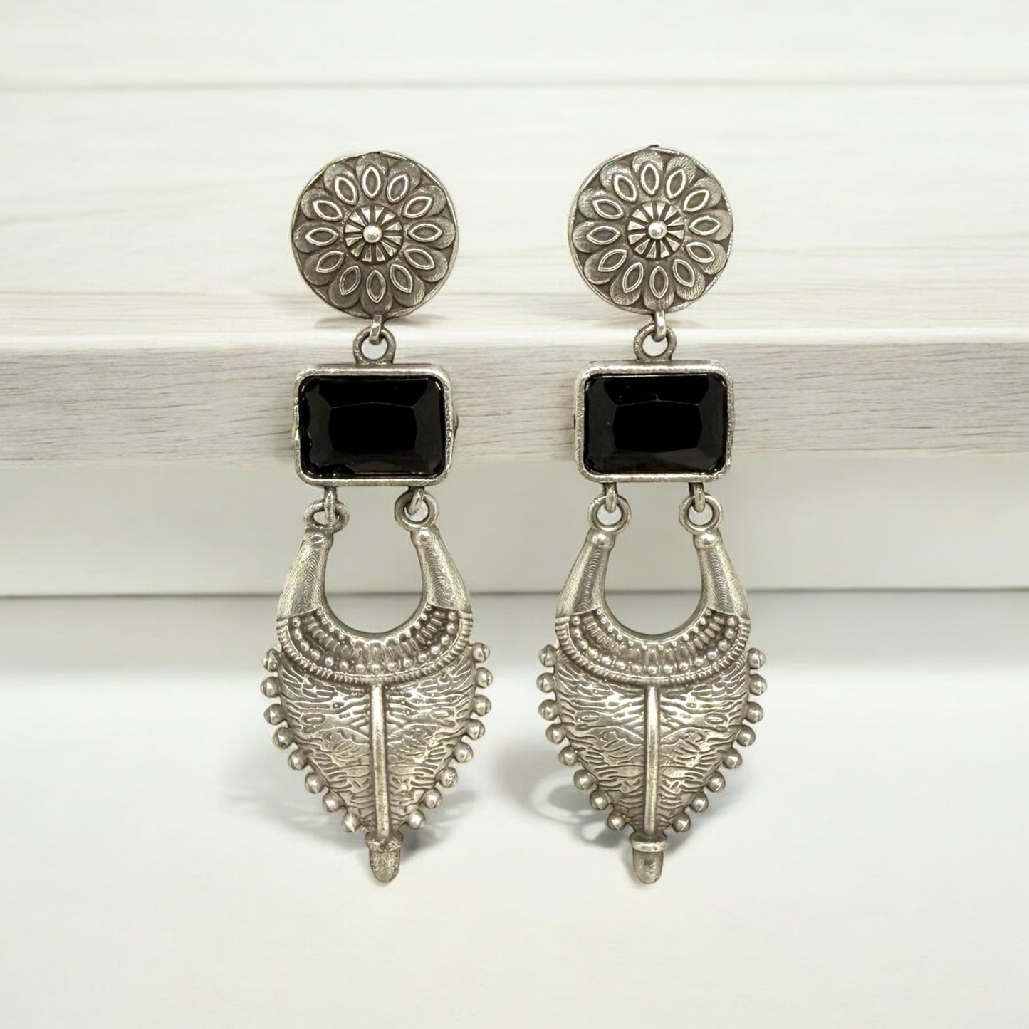 Anvika Dangler Earring
