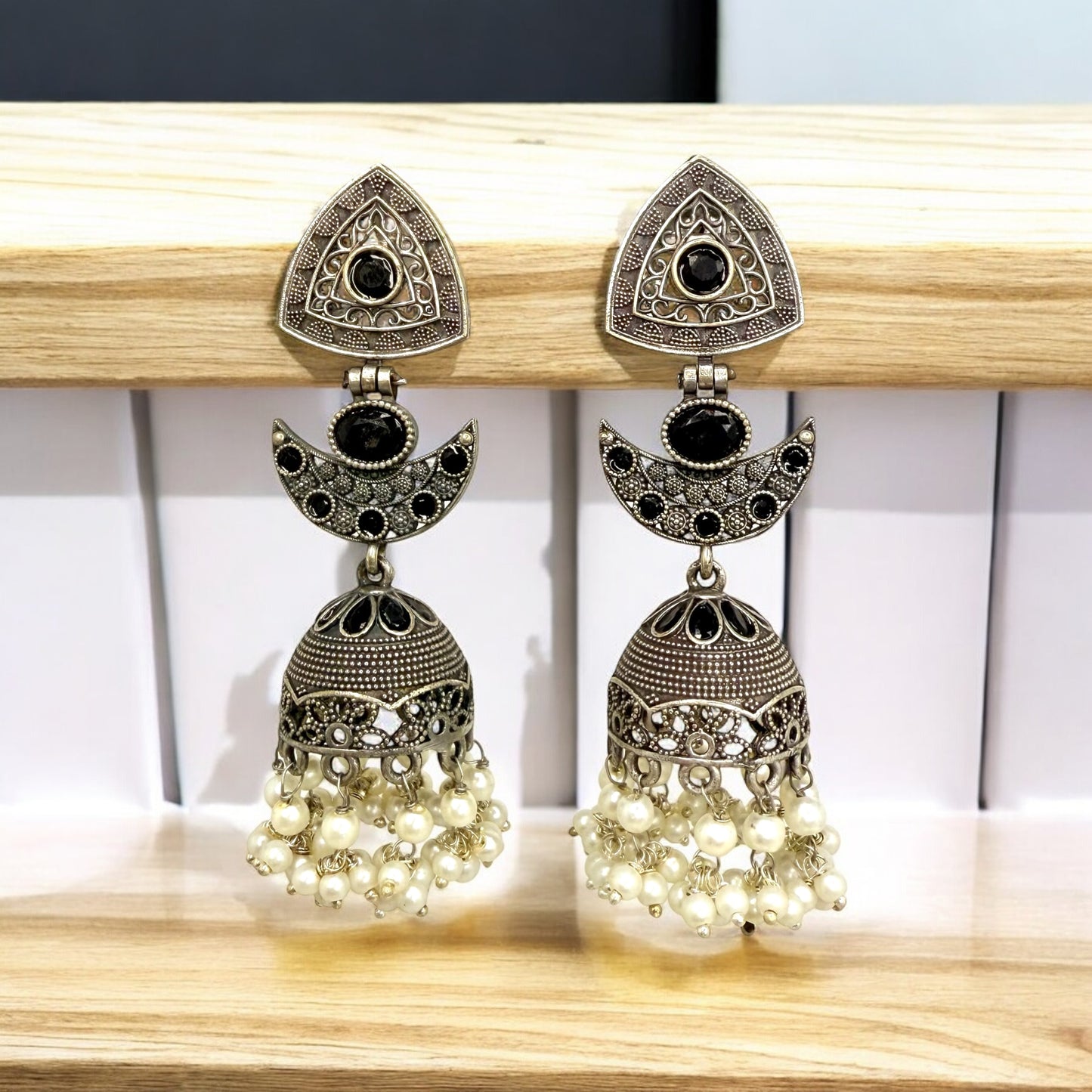 Nishira Jhumka Earring
