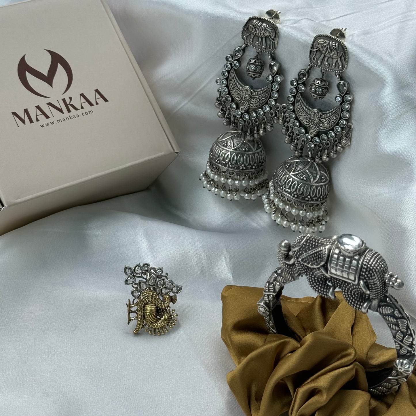Rakhi Combo - Bold Silver - White