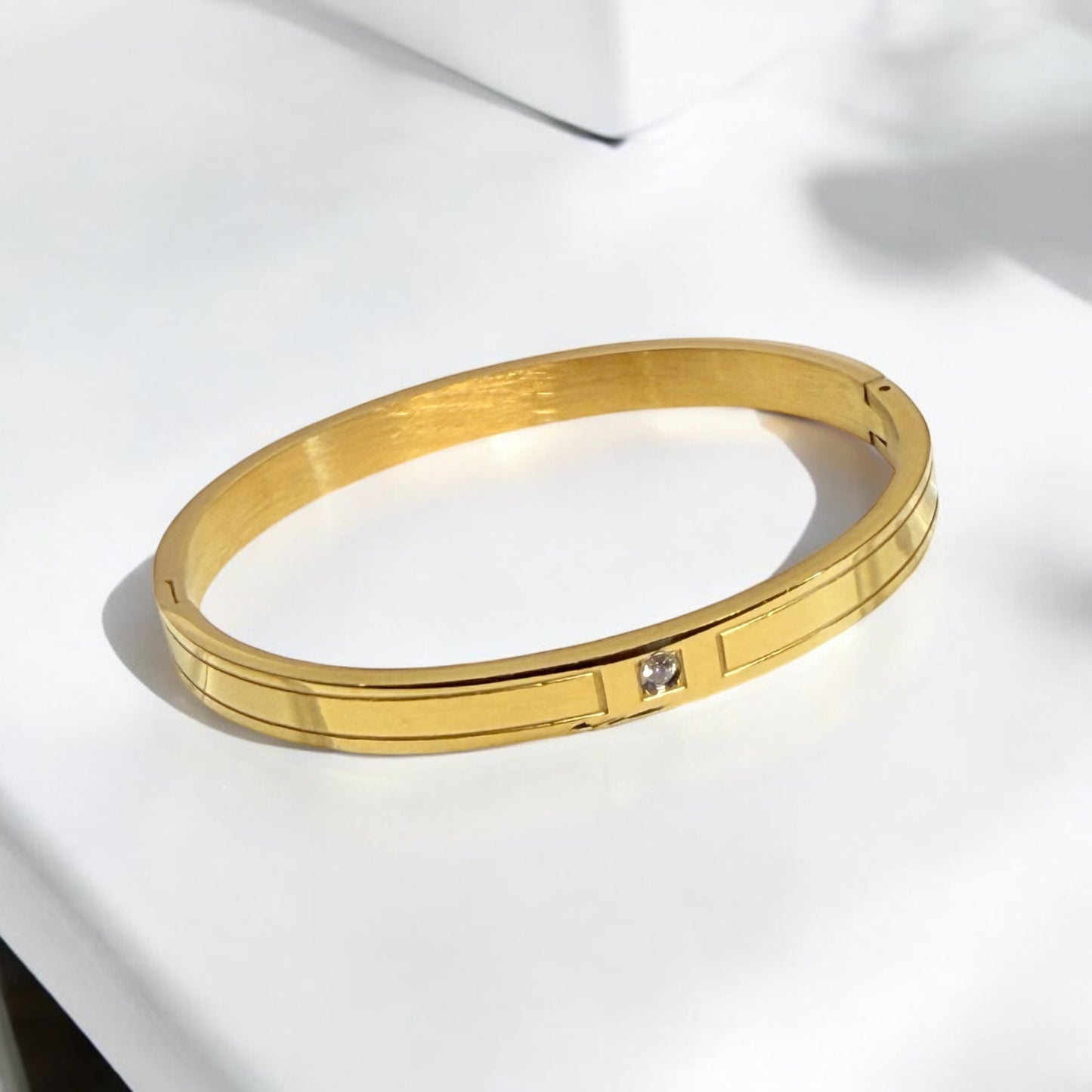 Classic Single Stone Cuff Bracelet - MANKAA Default Title Bracelet