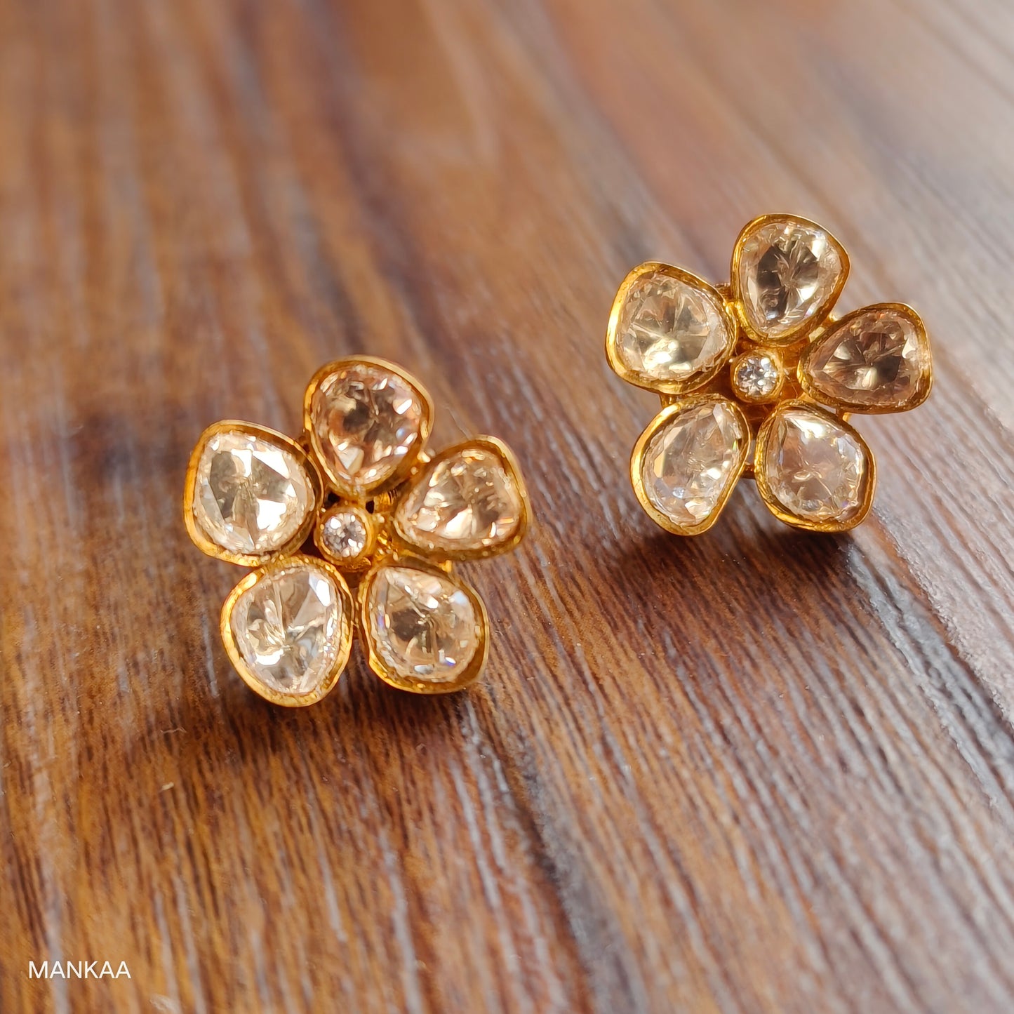 Mrinal Ear Stud - MANKAA Earrings