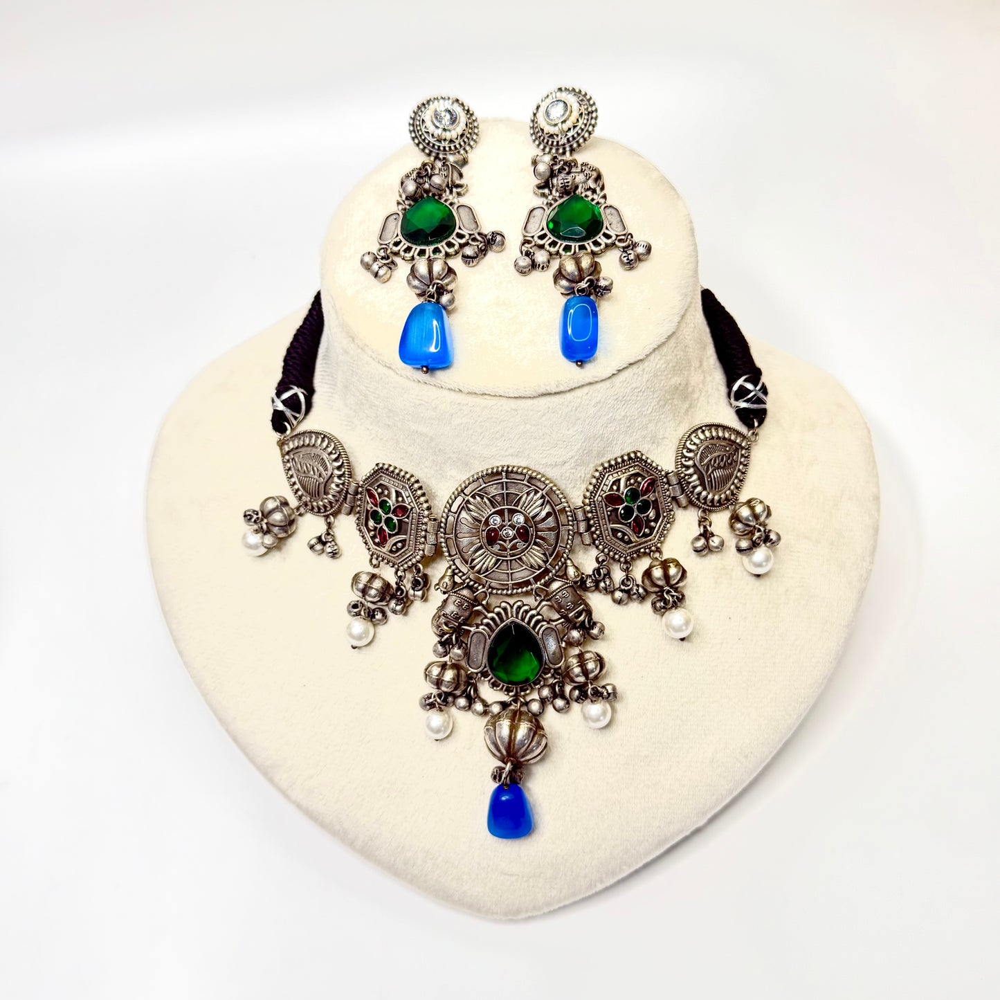 Mehervi Royal Choker Set - Necklace - MANKAA Earrings