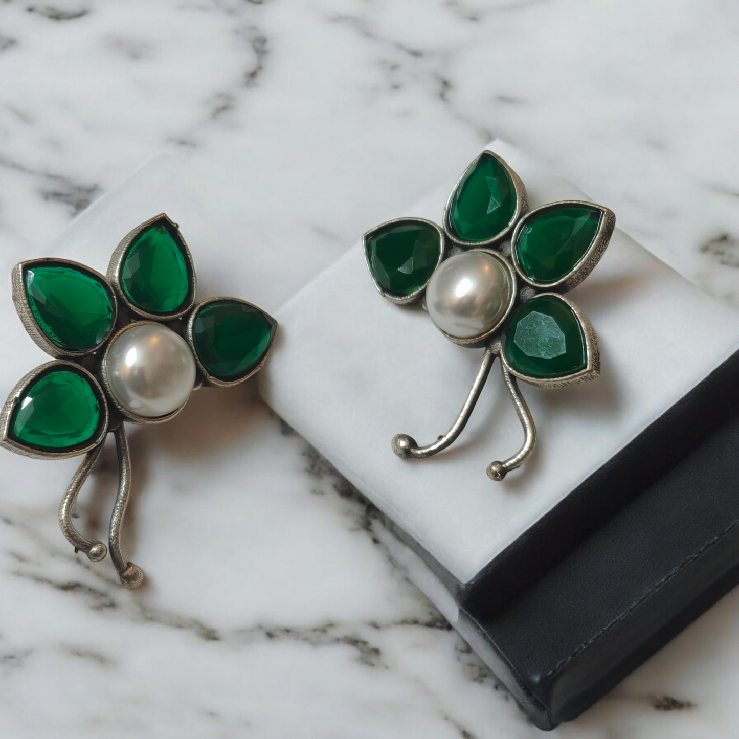 Aamara Emerald Studs - MANKAA Default Title Earrings