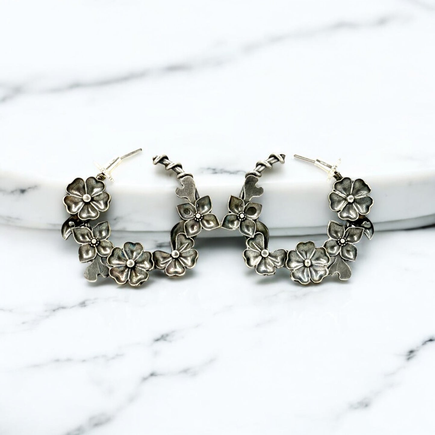 Ruhika Hoop Earring - MANKAA Default Title Earrings