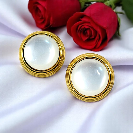 Lilac Stud Earring