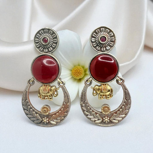 Saisha Dangler Earring