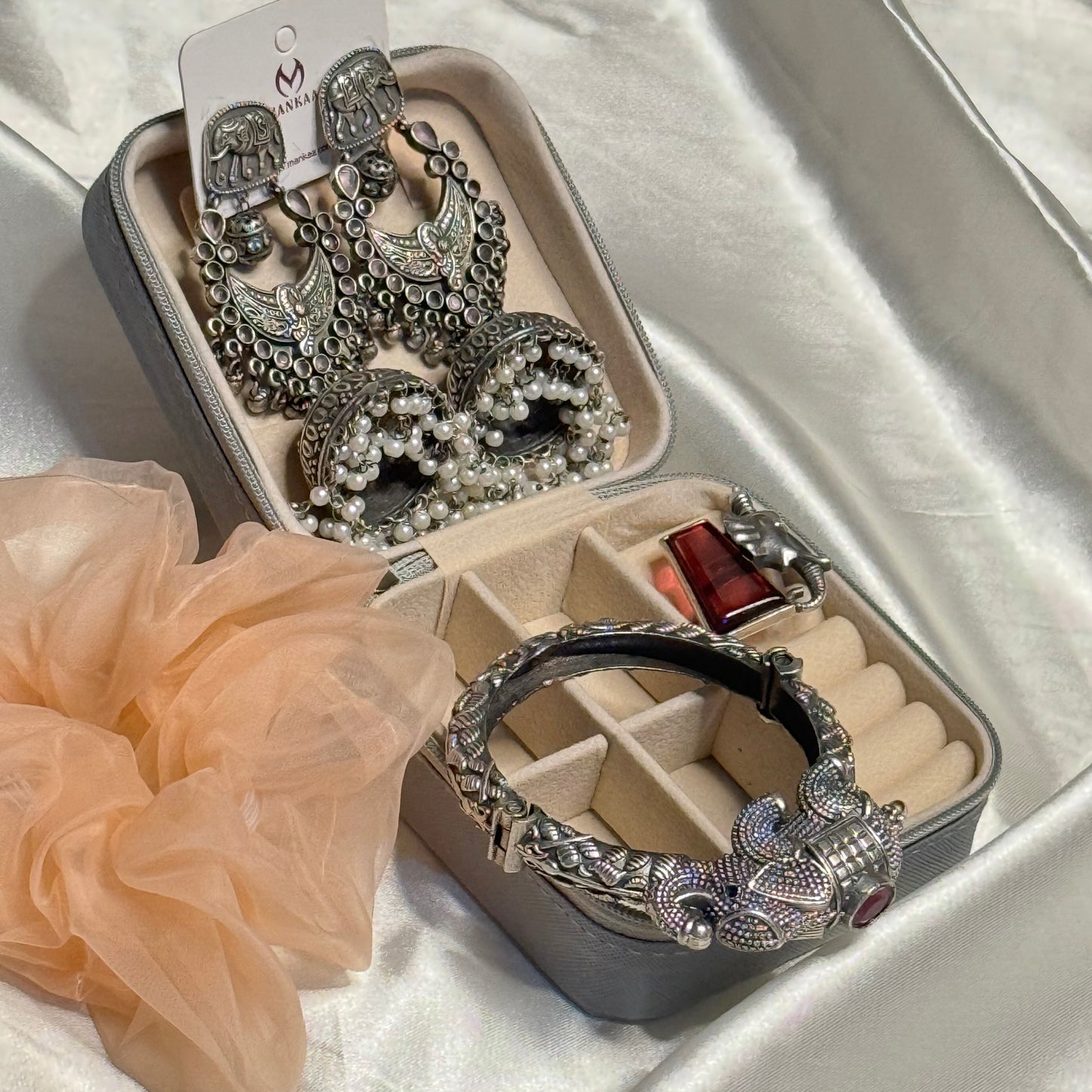 Rakhi Combo - Bold Silver - Pink