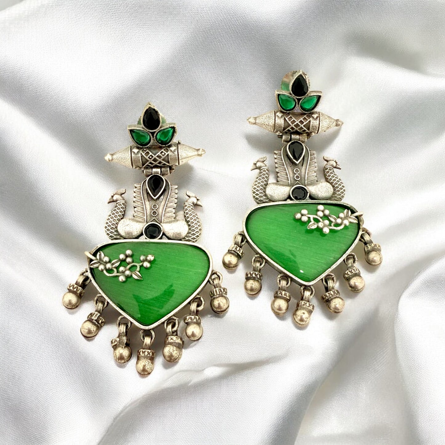 Tanvika Dangler Earring
