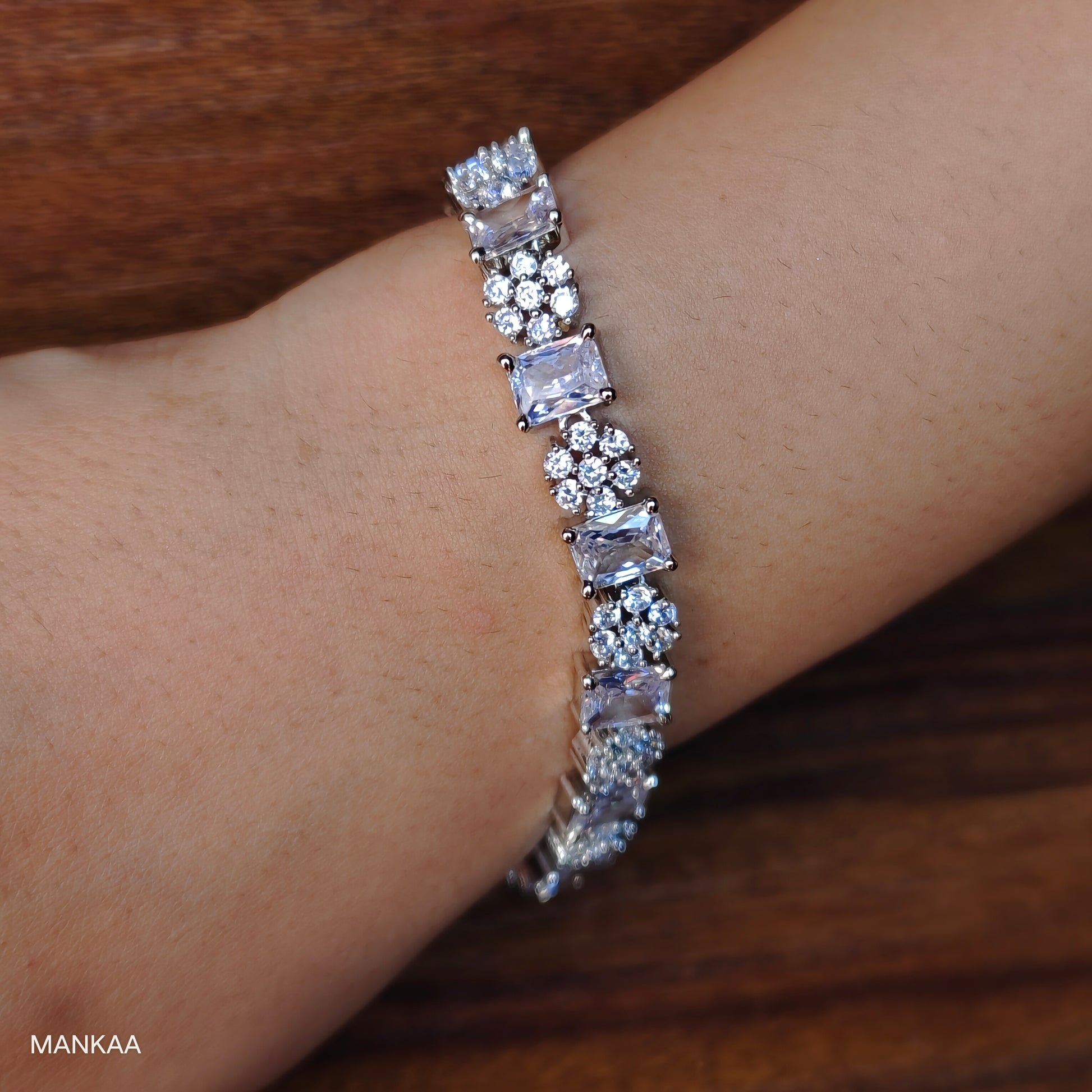 SilverLux Bracelet - MANKAA