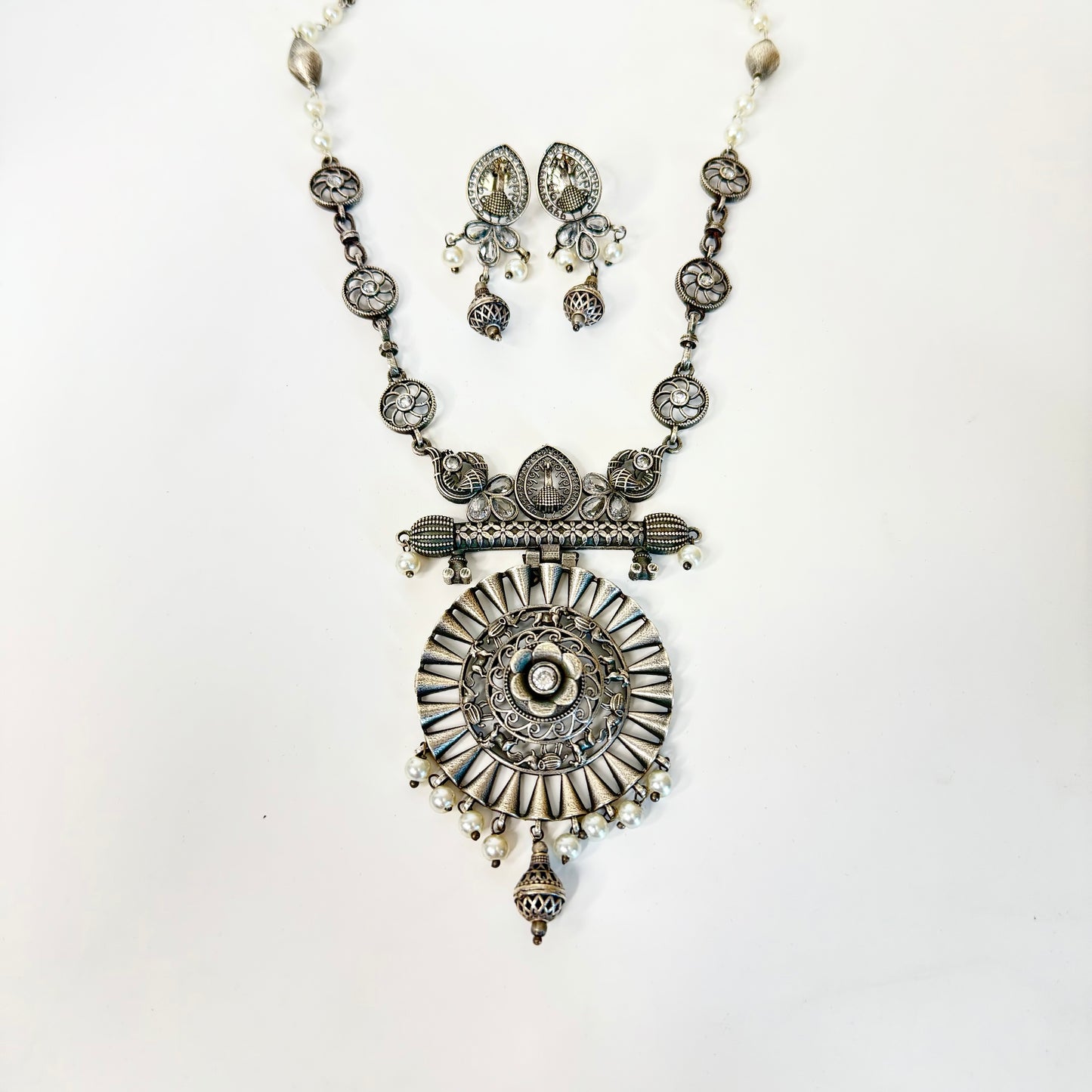 Suryakant Necklace Set - MANKAA Necklace set