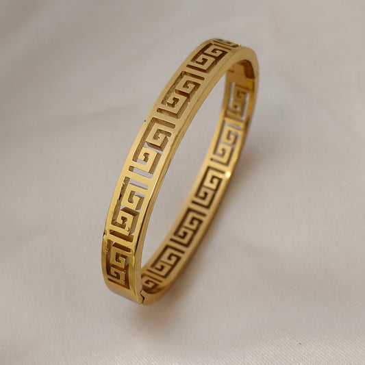 Preet Bracelet - premium artificial bracelet